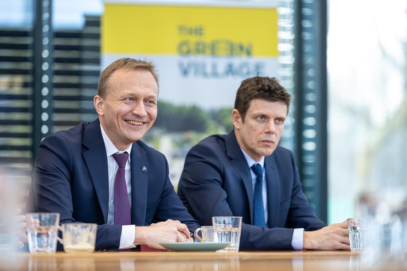 Eurocommissaris Piotr Serafin, The Green Village, foto Robèrt Kroonen