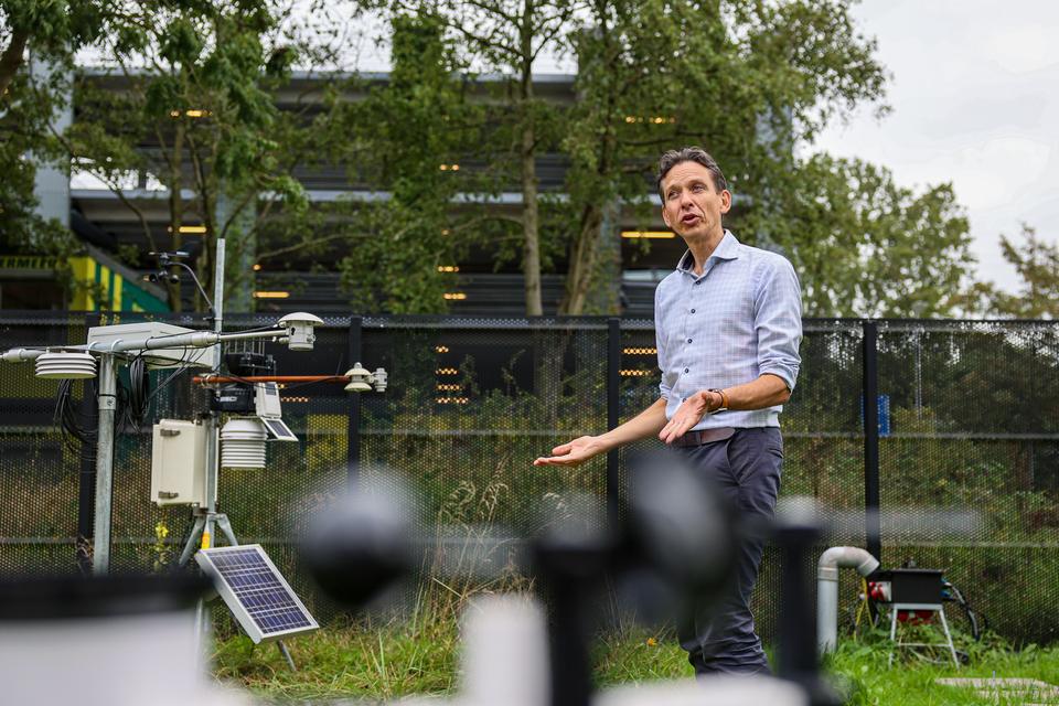 Onderzoek op locatie, The Green Village, foto Robèrt Kroonen