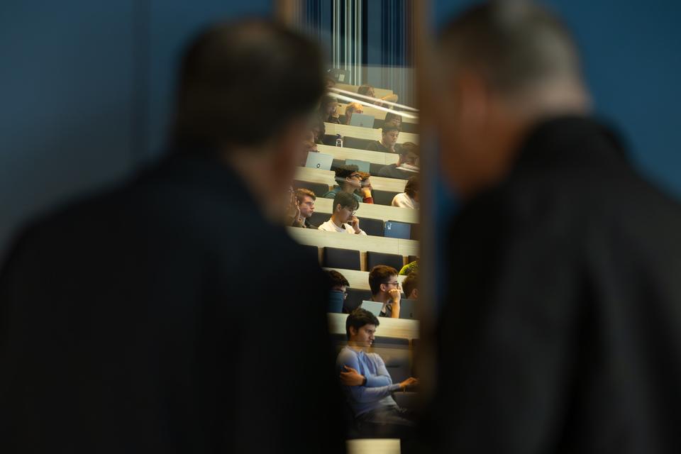 Werkbezoek Alexander Pechtold, foto Robèrt Kroonen